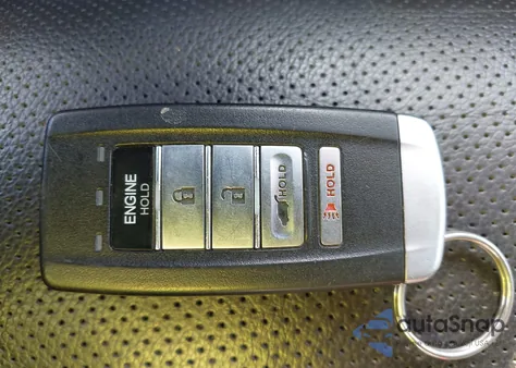 2016 Acura Rdx Advance Package z USA, uszkodzony, nr VIN 5J8TB4H74GL804859